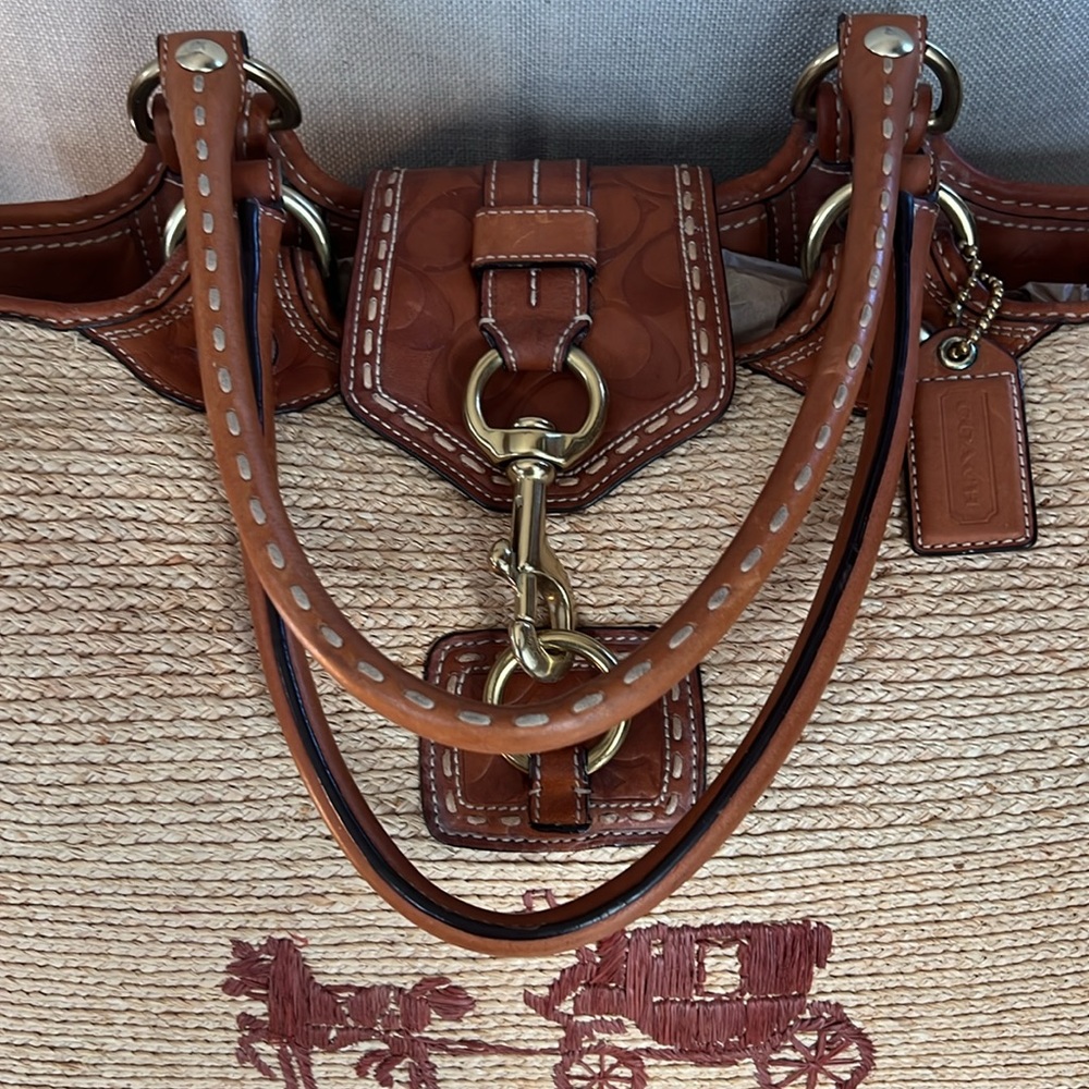 Coach Bleecker Carriage Straw XXL Embossed Lthr Beach Tote Wallet Passport Hldr - Picture 7 of 16